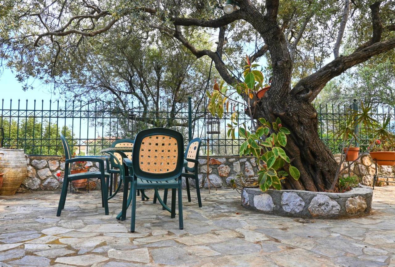 Pavlos' Cottage With Beach View Κόρφος Εξωτερικό φωτογραφία